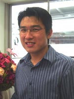 Dr.Suppason Thitthaweerat, endodontist in Bangkok Dental Clinic