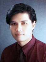 Dr.Kittichot Boonsri, Implantologist, Implant Dentist and Oral and Maxillofacial Surgeons in Bangkok Thailand