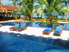 Swimmimg pool of Best Western Premier Bangtao Beach Resort & Spa