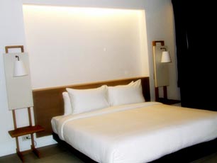 Deluxe Room, Room at Silom, Trinity Silom Hotel