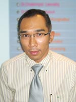 Dr.Dr.Bawon Klongnoi, Implantologist, Implant Dentist and Oral and Maxillofacial Surgeons in Bangkok Thailand