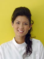 Dr.Wanjira Chutimanutskul, Orthodontist bangkok thailand dental clinic