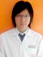 Dr. Kornthep Sukyukon,  Implantologist Prosthodontist Thailand Dental Clinic